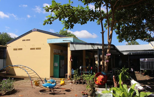 The roof of kindergarten 19-5 is completely replaced by PEB Steel with AluPeb product.