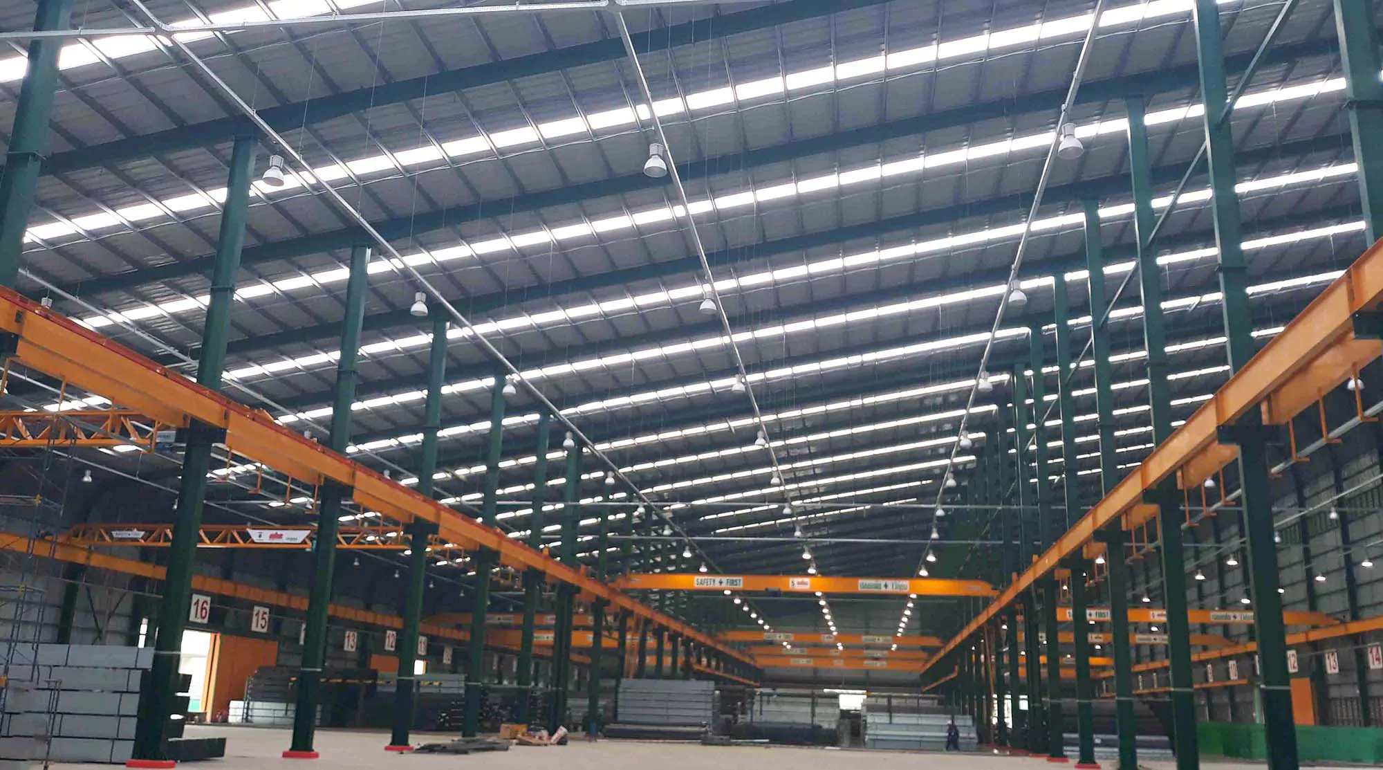 โรงงานผลิตแผ่นเมทัลชีท-pebsteel